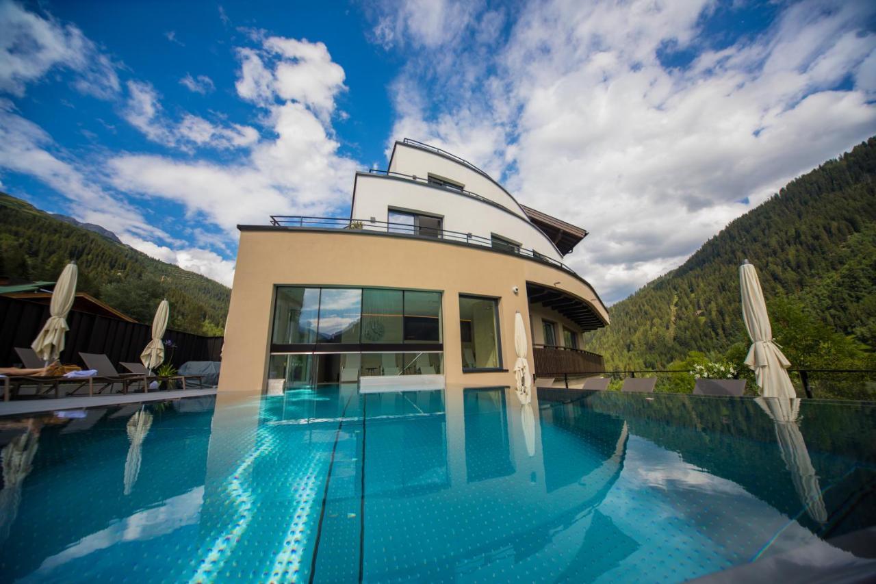 Heart Hotel Grischuna Sankt Anton am Arlberg Dış mekan fotoğraf